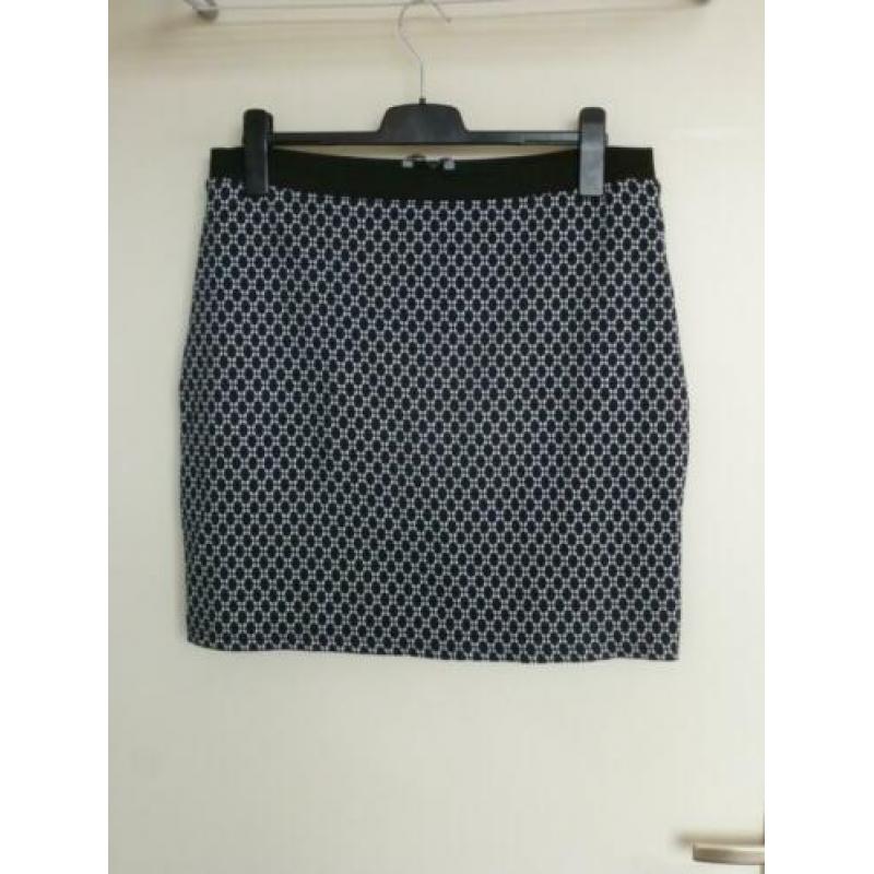 ROK blauw/wit ELASTISCH TAILLE 44 -gratis verzenD **weg***