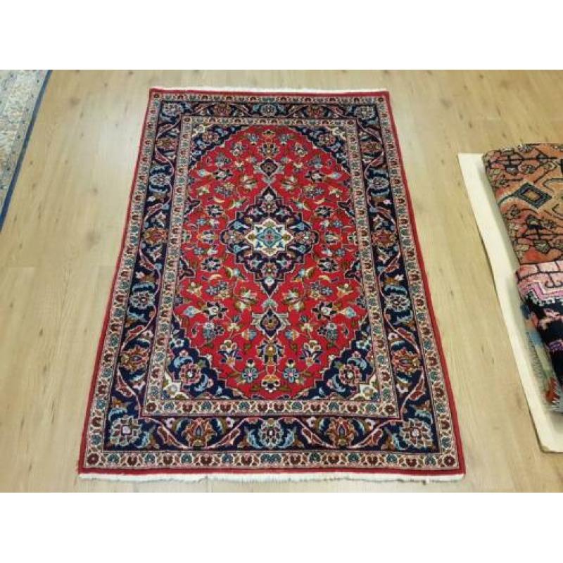 Vintage handgeknoopt perzisch tapijt Kashan 151x100