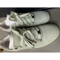 Nubikk lichtgroene sneakers 38 gympen slang leer