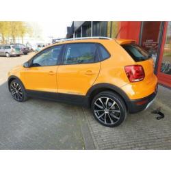 Volkswagen Polo 1.2 12V CROSS PDC CC AFNEEMB TRKHK 17INCH