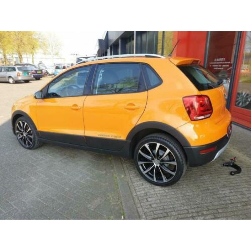 Volkswagen Polo 1.2 12V CROSS PDC CC AFNEEMB TRKHK 17INCH