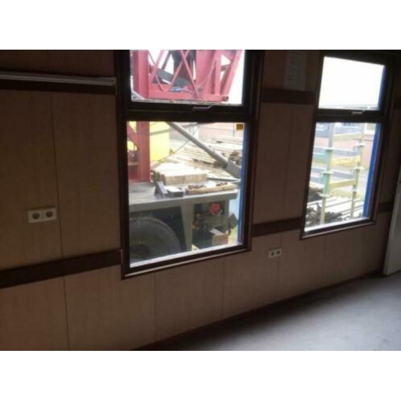 te koop kantoor unit (D016)