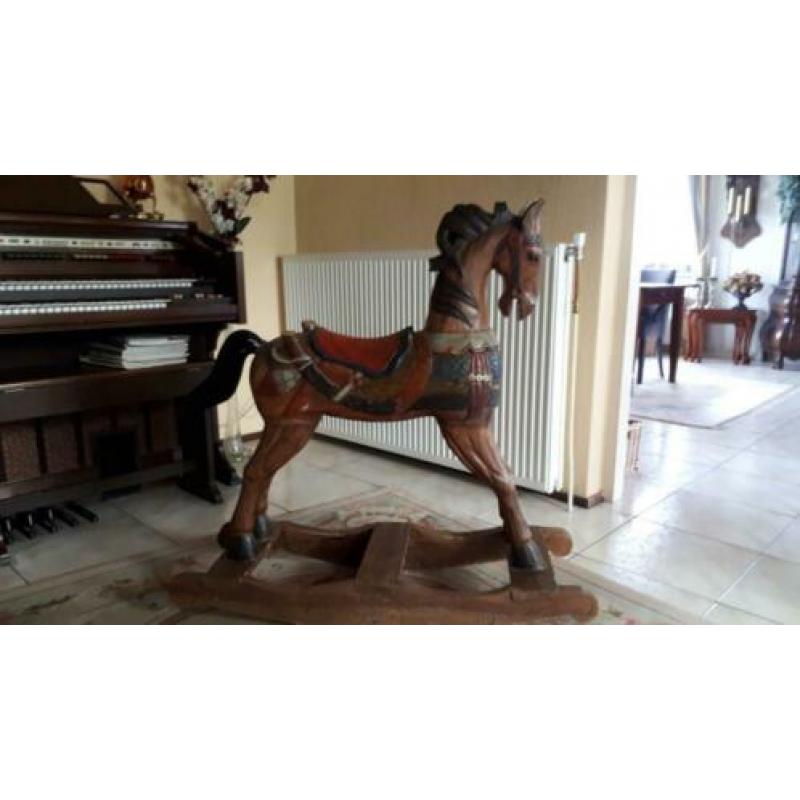 Houten paard (carrousel paard)