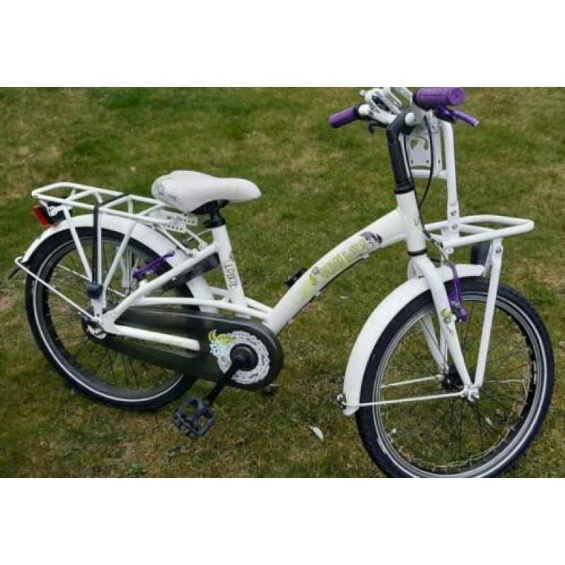 Meisjesfiets, Loekie, 20 inch , kleur wit.