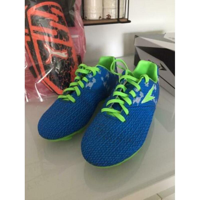 Zgan voetbalschoenen voetbal schoenen maat 33