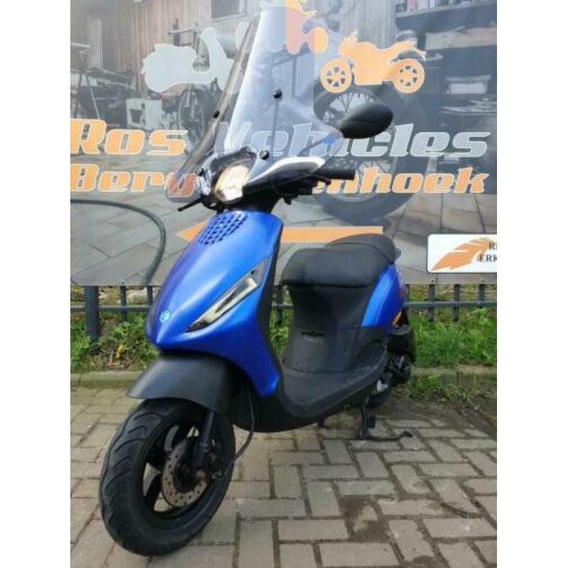 Piaggip Zip 2000 snor Smoke windscherm Audi Led