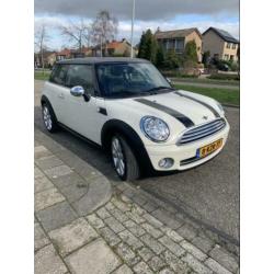 Mini cooper 2010 1.6 16v km 145205
