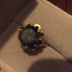 Antiek vintage 14 karaat gouden ring met toermalijn 17.5