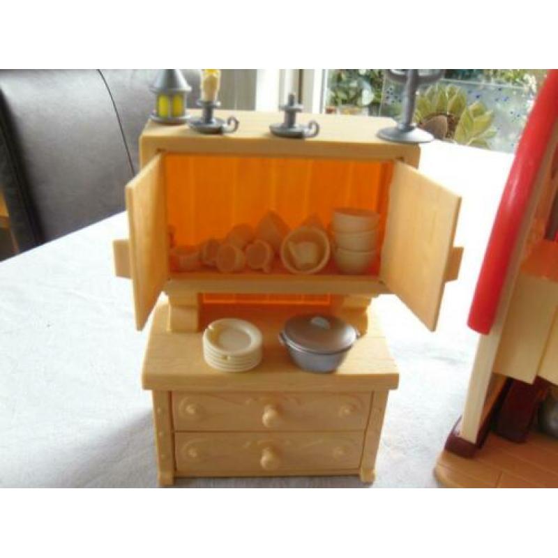 Disney 7 dwergen huis+heel veel accessoires