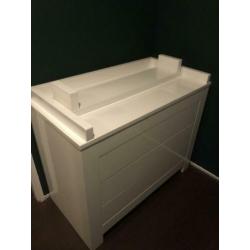 Kidsmill Alaska Commode + Wandplank - Wit Hoogglans