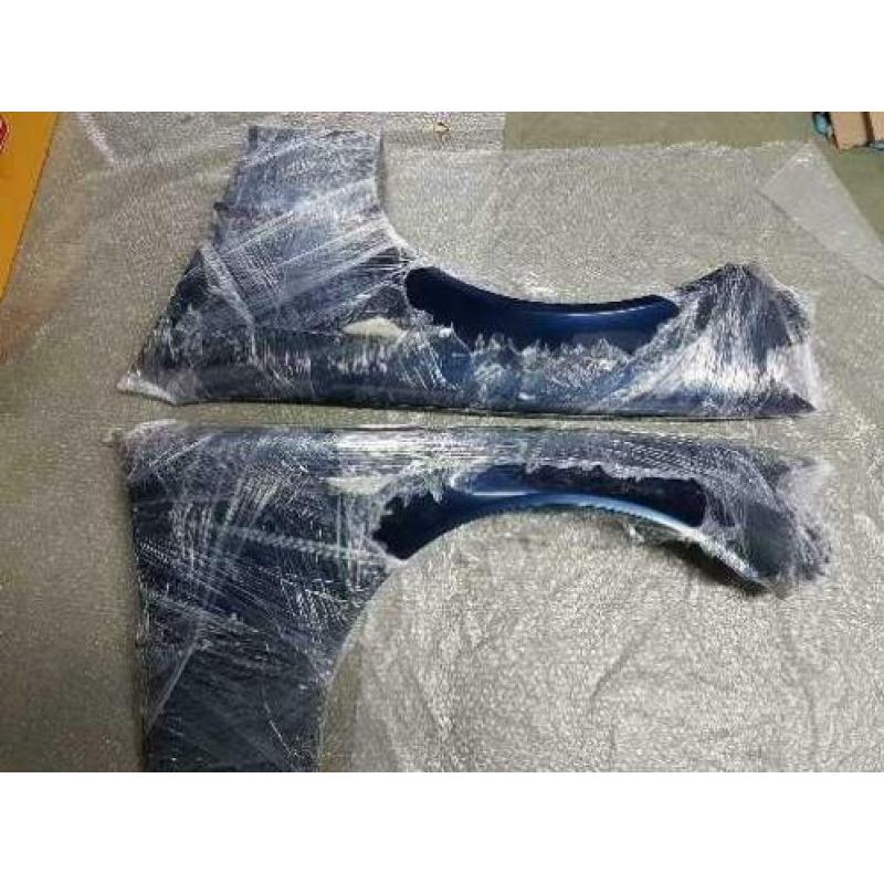BMW e46 diverse onderdelen motorkap deuren spiegels bumpers