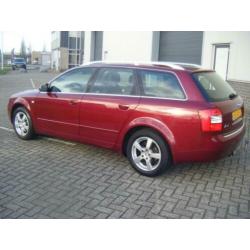 Audi A4 Avant 2.5 TDI Pro Line MT YOUNGTIMER weinig KM! NAP