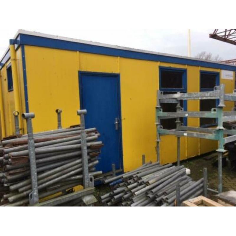 te koop kantoor unit (D016)