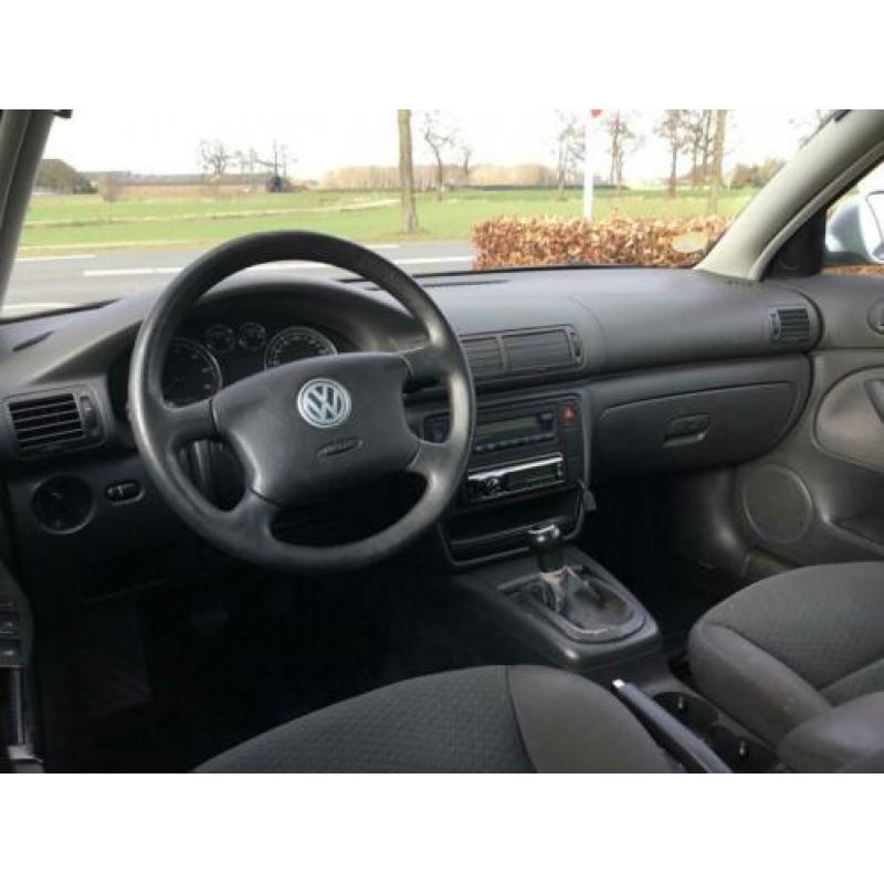 Volkswagen Passat Variant 2.0-20V 131 PK Athene ECC BJ 2004