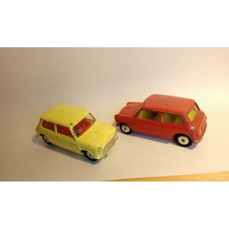 Corgi Toys Austin Seven # 225 twee maal