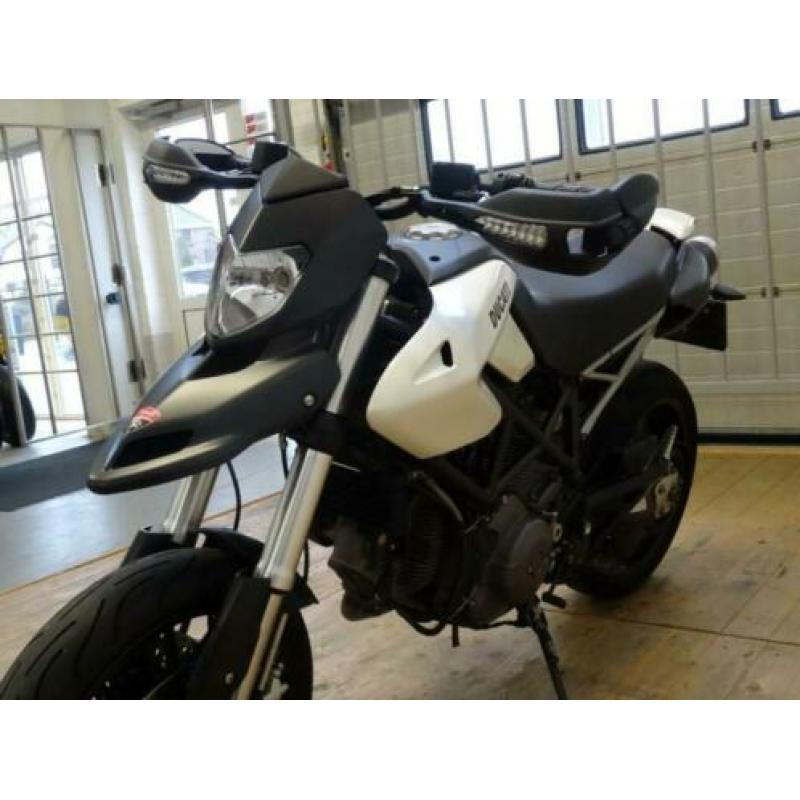 DUCATI HYPERMOTARD 796 (bj 2010)