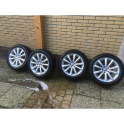 17 inch vw velgen Merano incl winterbanden conti. wintercont