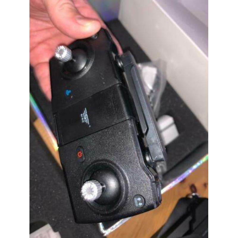 Stoere drone (SJRC F11) te koop