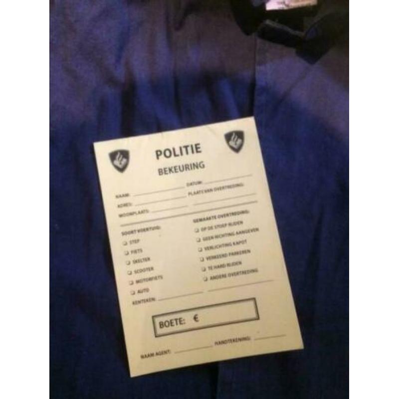 Politiepak maat 140 incl pet en bekeuringen