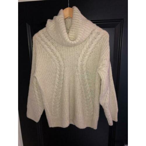 Gave beige trui maat S als nieuw!