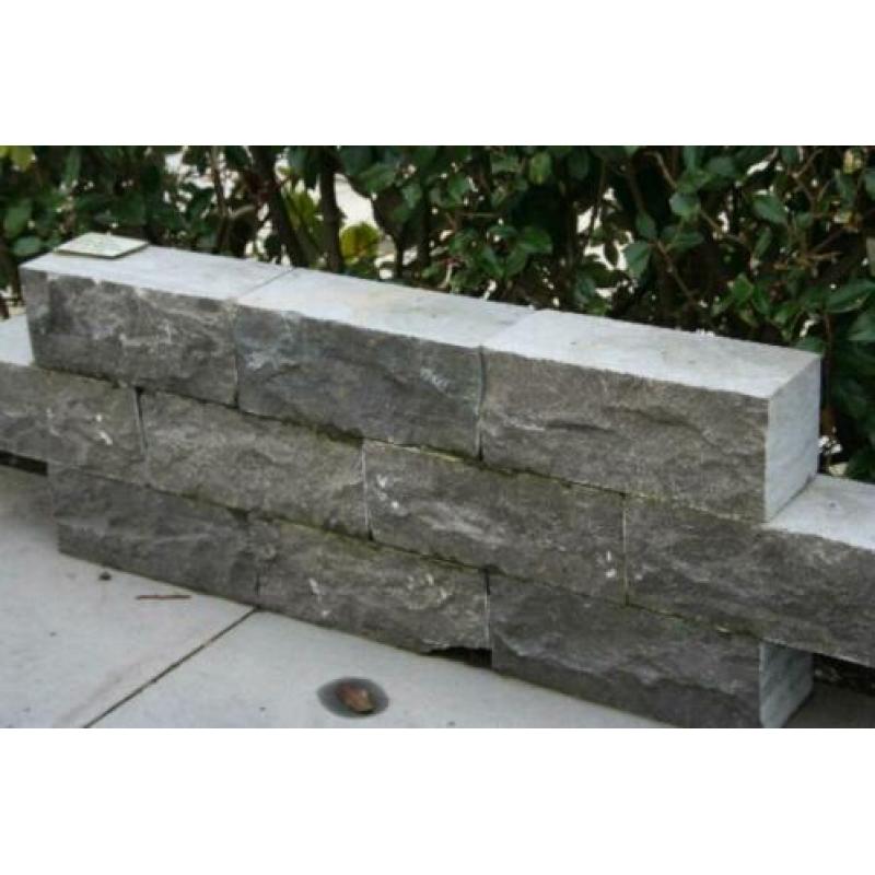 muurblokken Chinees hardsteen 12x12x30 cm gezaagd / gekloven