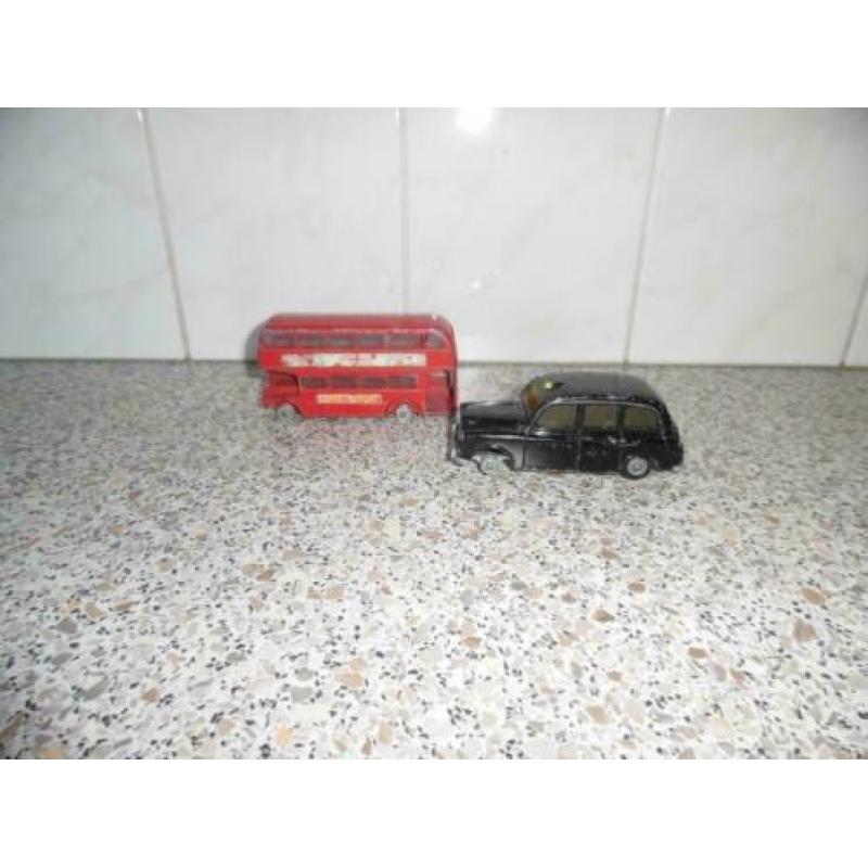 Londense Bus + Taxi (Budgie Toys) Jaren 60