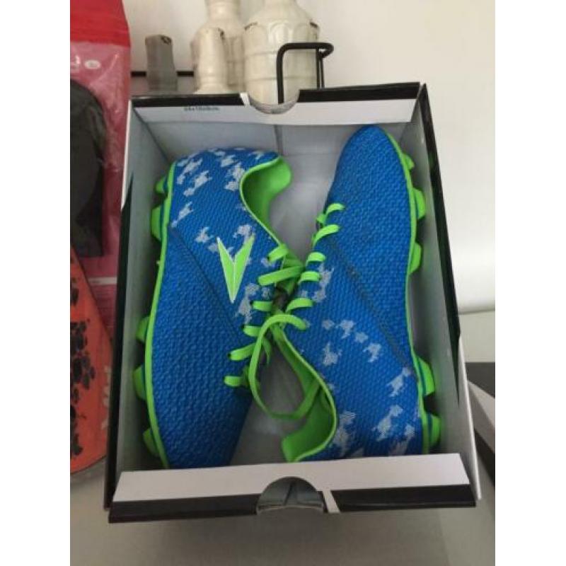 Zgan voetbalschoenen voetbal schoenen maat 33