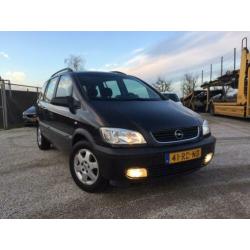 Opel Zafira 1.8 16V 2001 Zwart, APK 19-02-2021! Nette auto!
