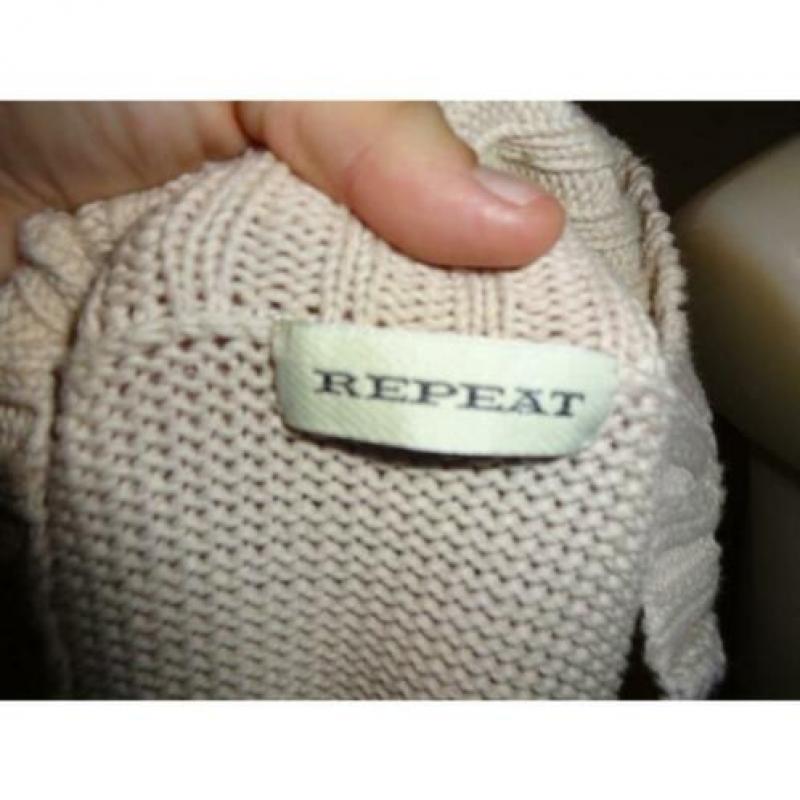 D4A Repeat grof gebreid casual vest beige van kleur mt 46/XL