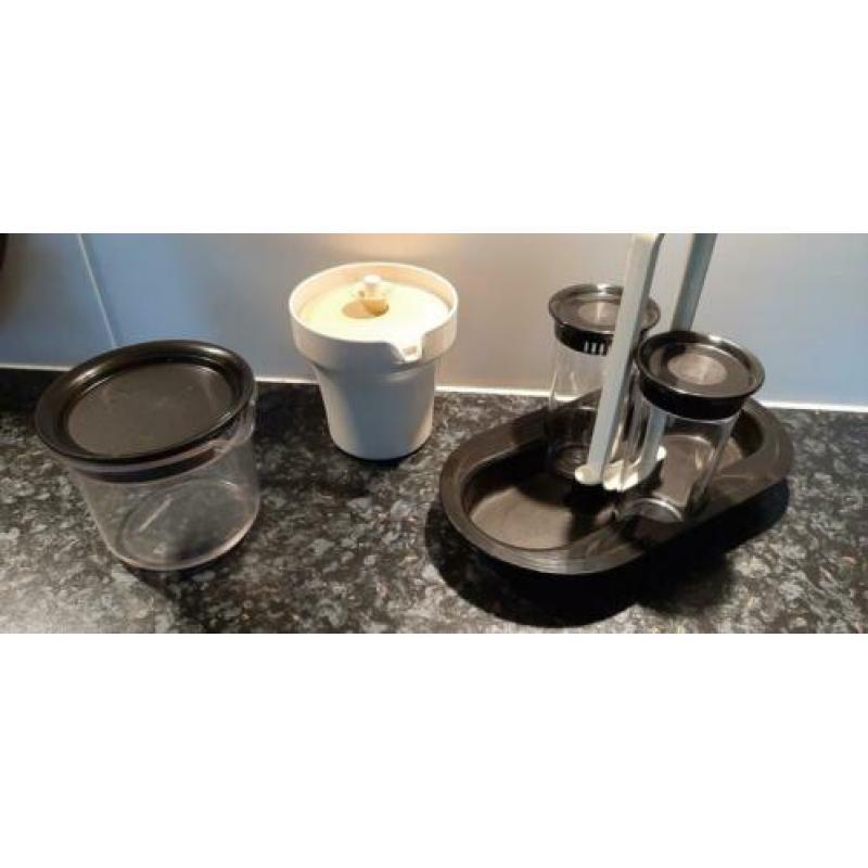TUPPERWARE kastopruiming