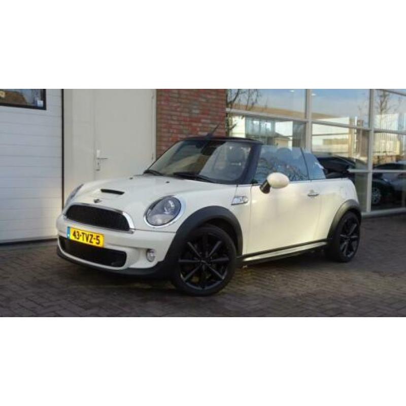 Mini CABRIO COOPER S 1.6 184PK CHILI LEDER BI XENON