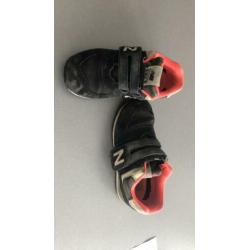 New balance schoenen maat 27,5 zwart klein prijsje!