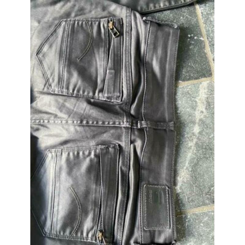Gave Gstar broek zwart met coating maat W28/L30