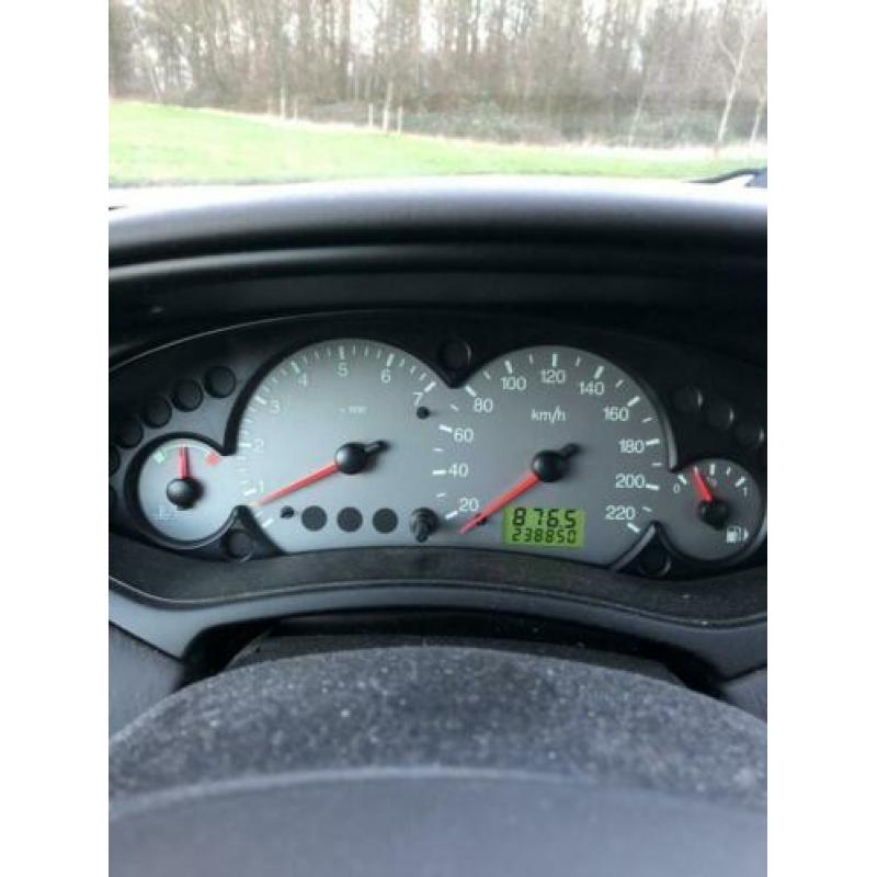 Ford Focus 1.8 I Ambiente Wagon 2001 Blauw