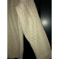 Gave beige trui maat S als nieuw!