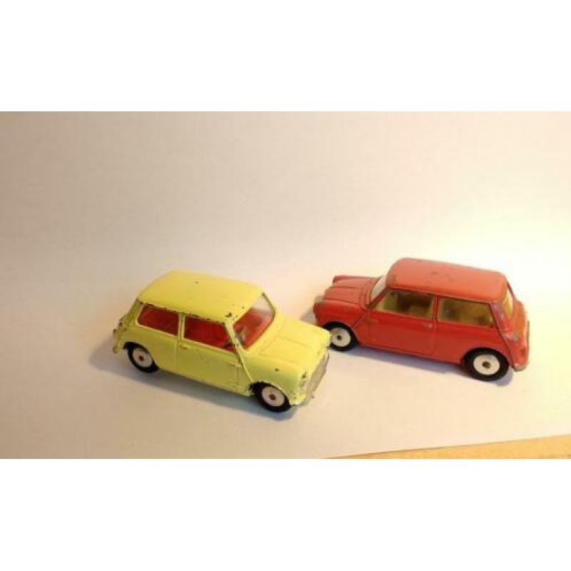 Corgi Toys Austin Seven # 225 twee maal