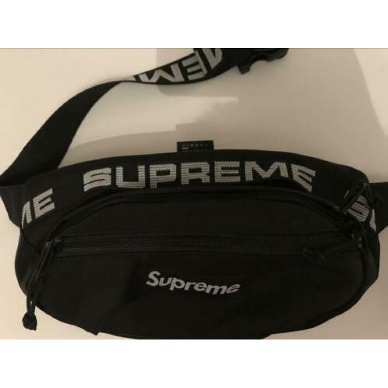 Supreme Waistbag SS18 tas Zwart