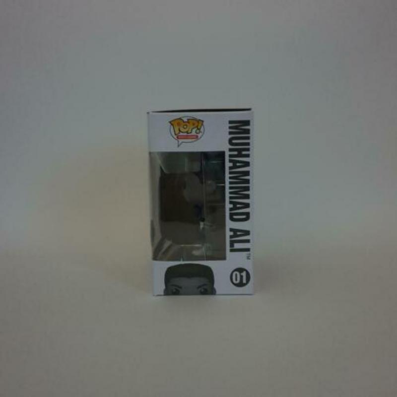 Funko pop! muhammad ali black and white special edition