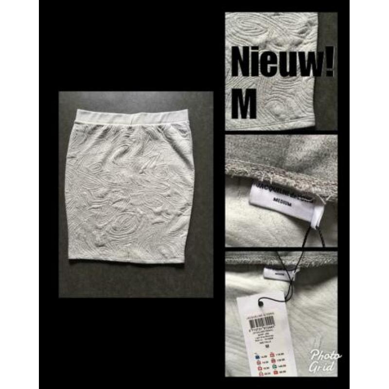 Nieuw ??grijs rokje??m/Jacqueline de Young