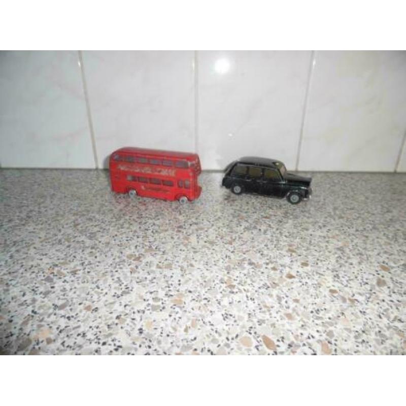 Londense Bus + Taxi (Budgie Toys) Jaren 60