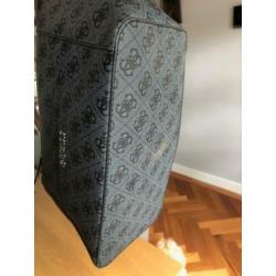 Guess tas