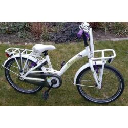 Meisjesfiets, Loekie, 20 inch , kleur wit.