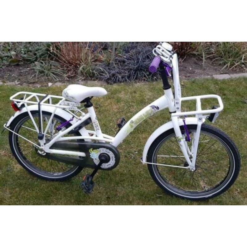 Meisjesfiets, Loekie, 20 inch , kleur wit.