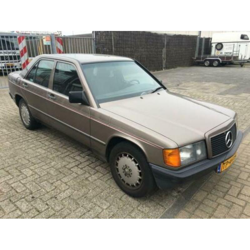 Mercedes-Benz 190d 2.5diesel . (bj 1989, automaat)