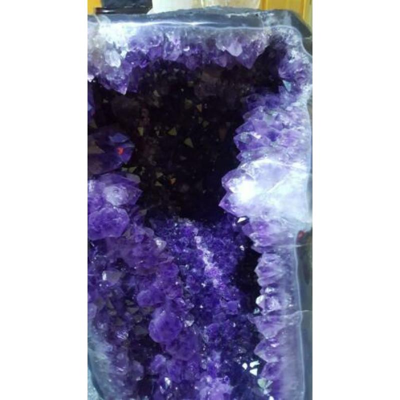 Grote URUGUAY Amethist Geode Mineralen Klusters