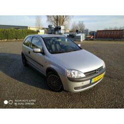 Opel Corsa 1.4-16V Sport