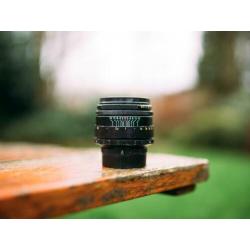 Helios 44-2 58mm f/2 M42 Zenit 44 swirly bokeh vintage swirl