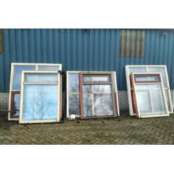 Hardhouten kozijnen met thermopeen glas