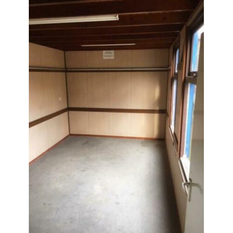te koop kantoor unit (D016)