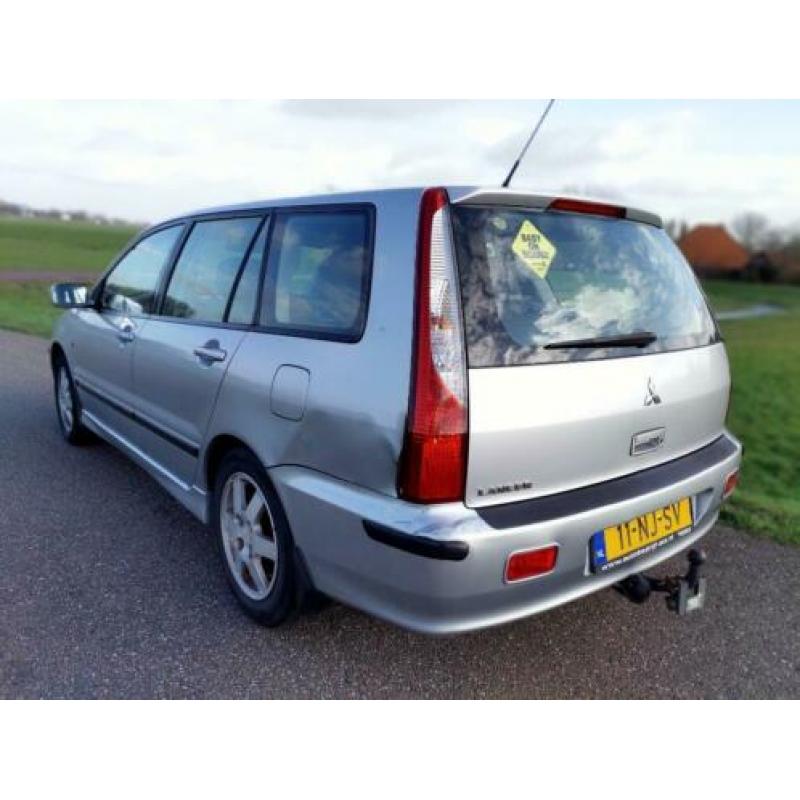 Mitsubishi Lancer 1.6 Station Wagon 2003 Grijs